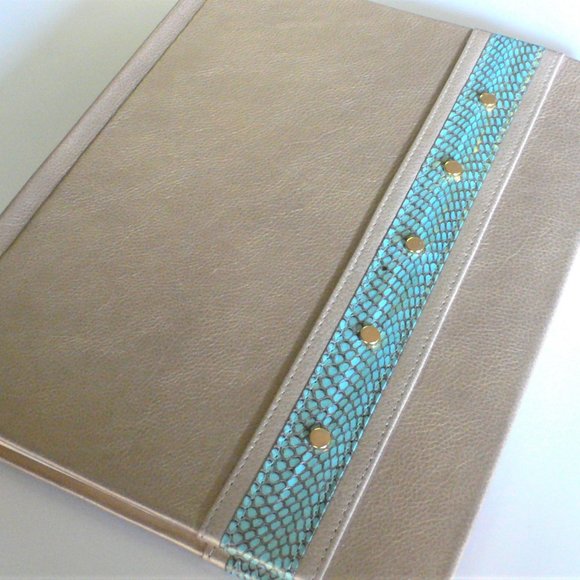 Rare! R & Y Augousti Beige Leather, Blue Cobra Snakeskin Studded Photo Album NWT - Picture 1 of 11